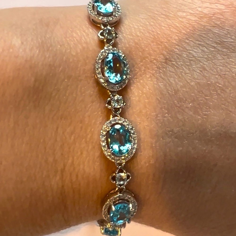 BST1 5.2CT Natural SWISS Blue and Clover Sky Blue Topaz Bracelet Rhodium S925